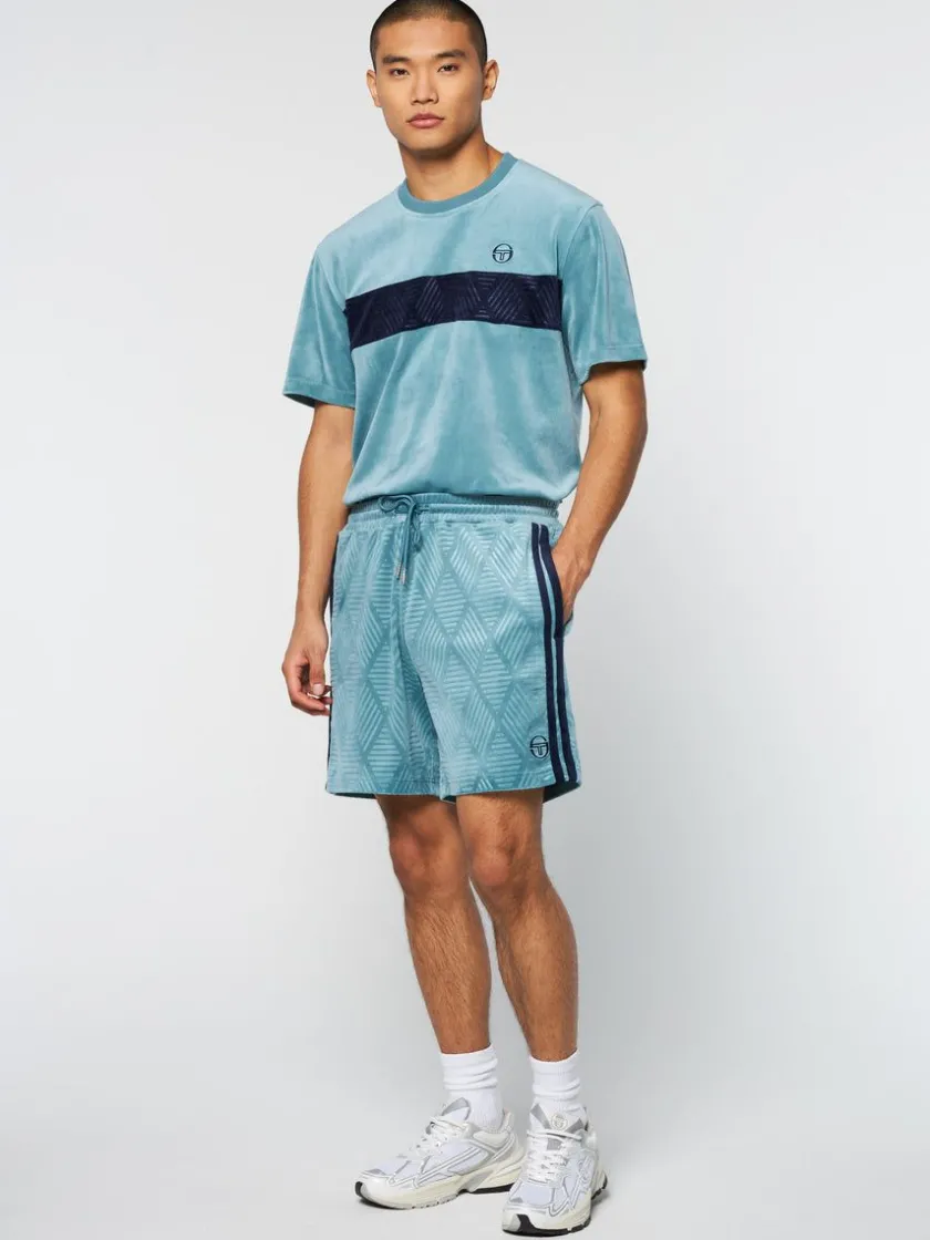 debossed_damarindo_velour_short_larkspur_2-3.webp Outlet Debossed Damarindo Velour Short- Larkspur Velour