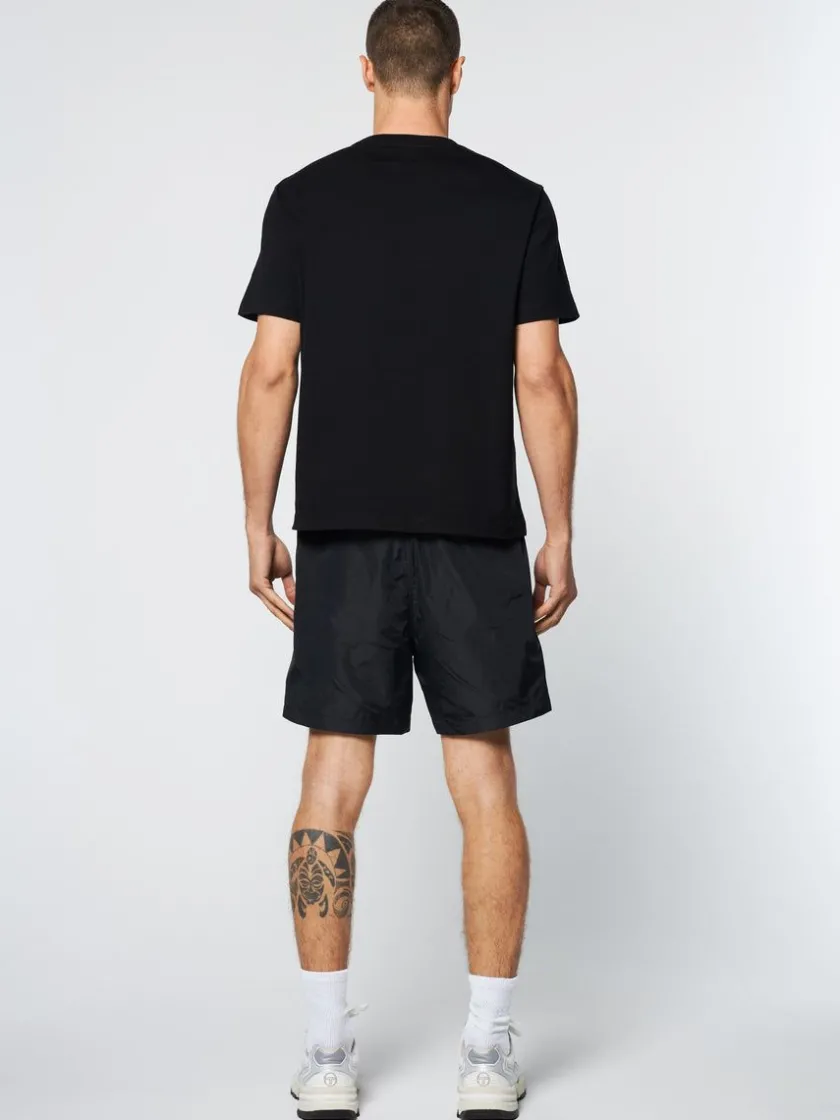 gradiennte_tshirt_black_beauty_3-2.webp Hot Gradiennte T-Shirt- Black Beauty For The Court